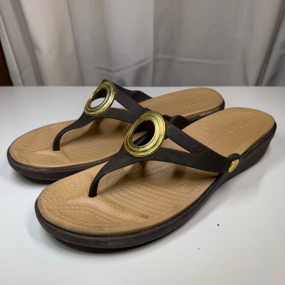 Crocs Sanrah Dual Comfort Wedge Flip Flops Metallic Ring Women’s W11 - Picture 3 of 8